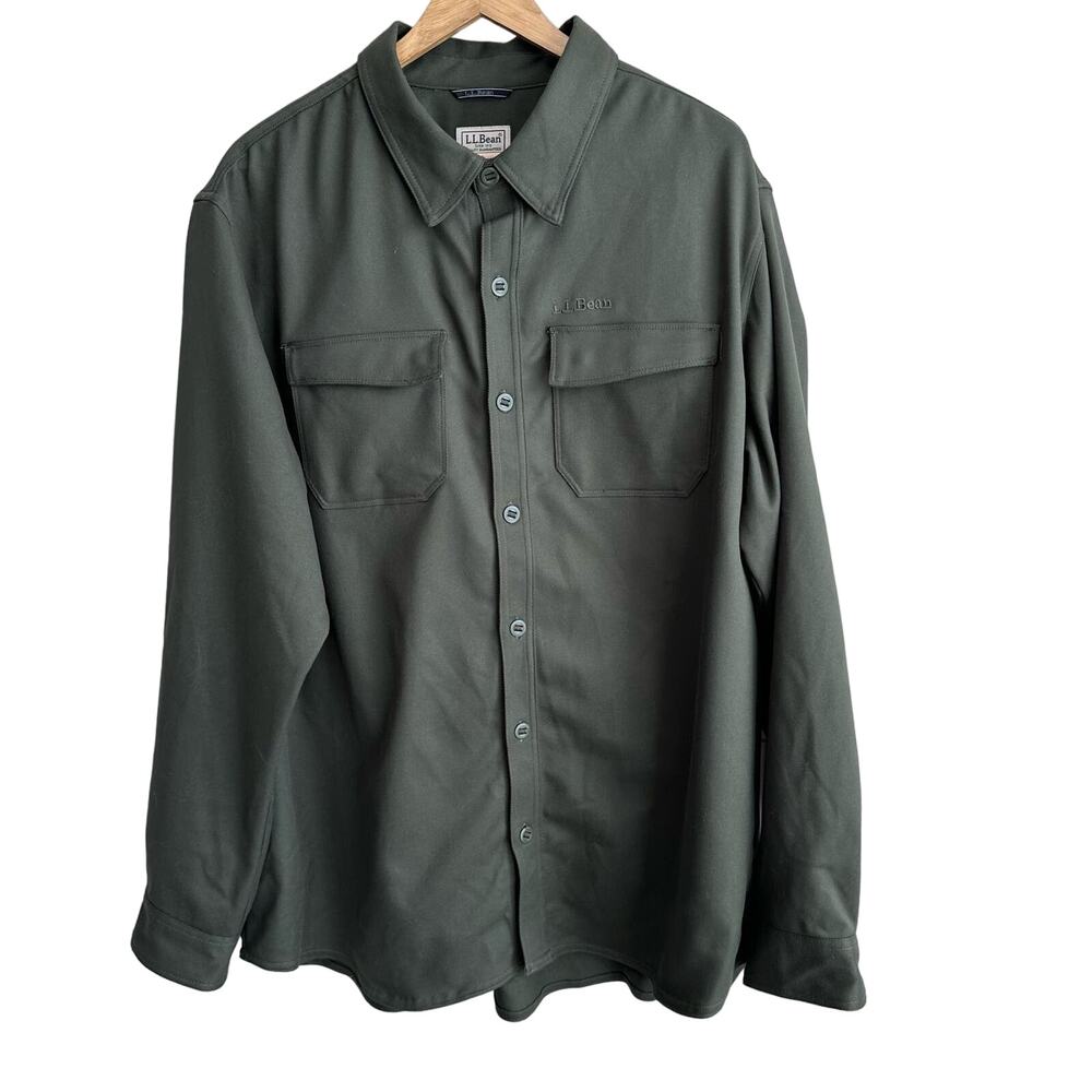 L.L. Bean Men's Button Up Work shirt Green XL